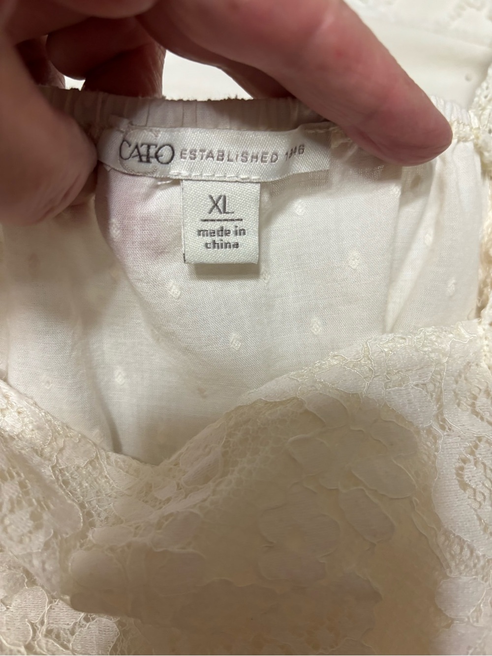 Cato Cream Lace Peasant Top with Flutter Cape Sleeve - XL - Picture 4 of 7